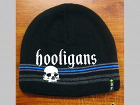 Hooligans čierna pleten&aacute; čiapka stredne hrub&aacute; vo vn&uacute;tri naviac zateplen&aacute;, univerz&aacute;lna veľkosť, materi&aacute;lov&eacute; zloženie 100% akryl